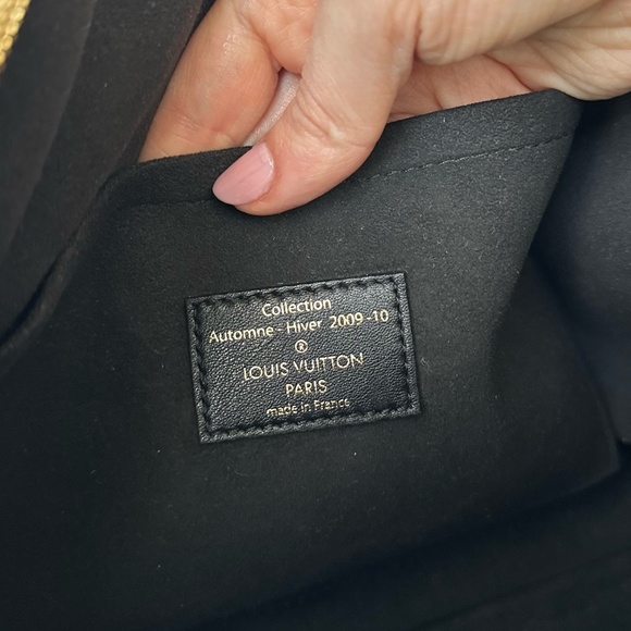 Louis Vuitton Limited Edition Monogram Black Sequin Eclipse Alma - Picture 10 of 13